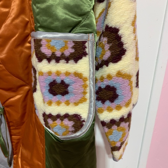 New with tags Pol jacket
Size medium/large - Picture 8 of 16